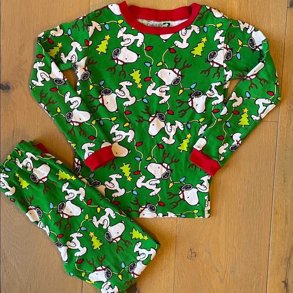 Snoopy Christmas pajama, size 8